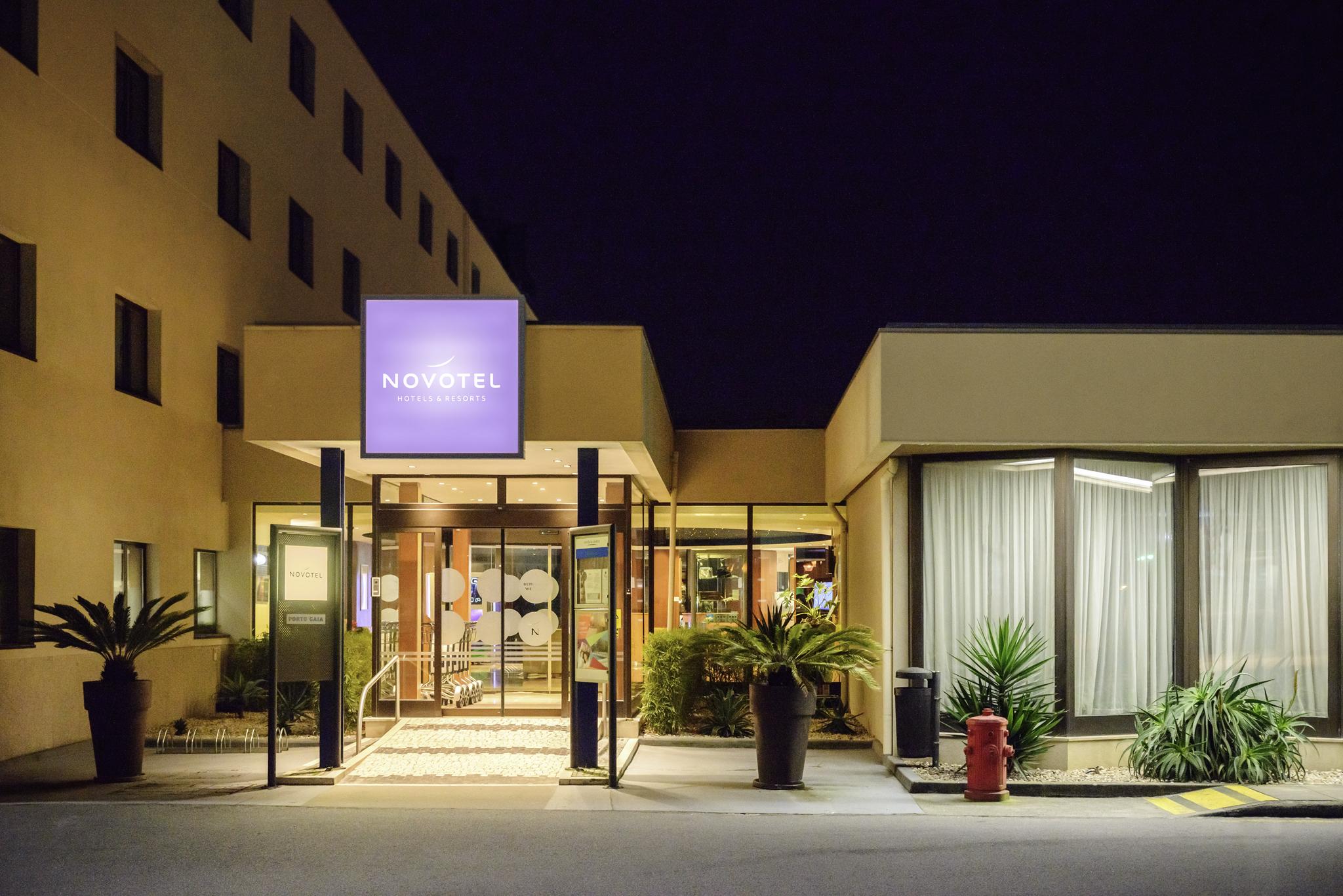 โนโวเทล ปอร์โต กายา Hotel บีลาโนวาเดกายา ภายนอก รูปภาพ