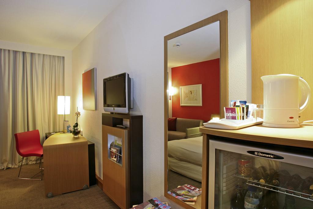โนโวเทล ปอร์โต กายา Hotel บีลาโนวาเดกายา ภายนอก รูปภาพ